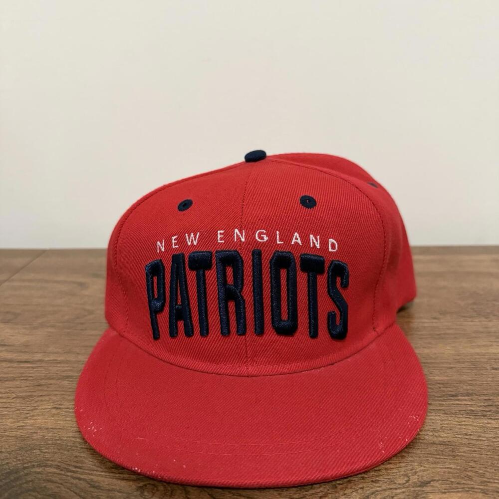New England Patriots Budweiser Snapback Red Men’s